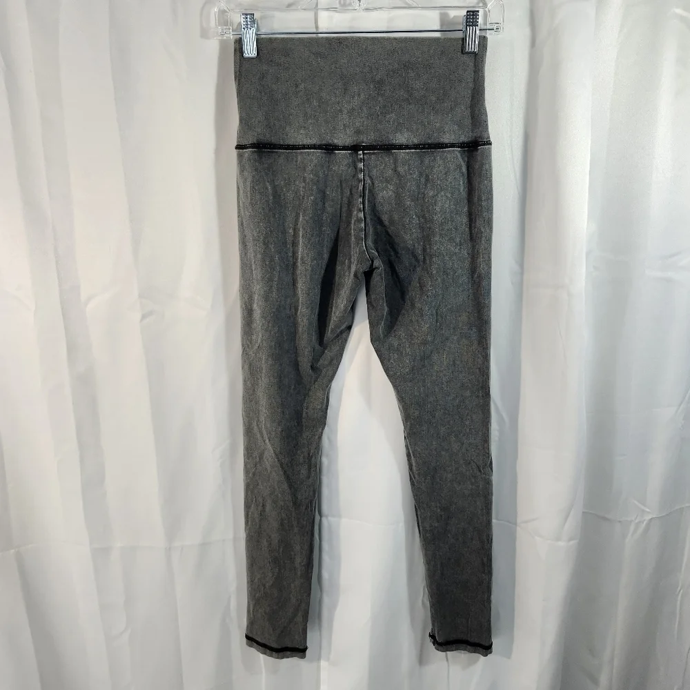 Aerie Size Medium High-Rise Lace-Up Gray Jeans